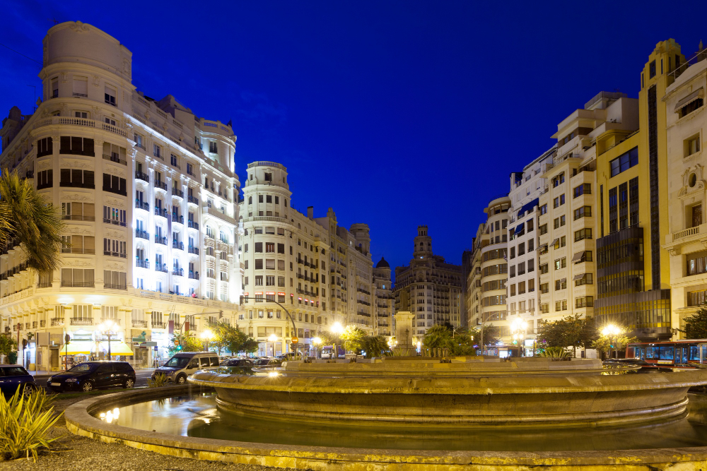 Hotel, Restaurant & Leisure